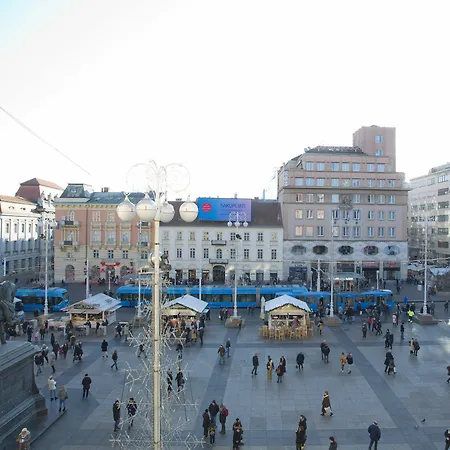 Main Square Zagabria